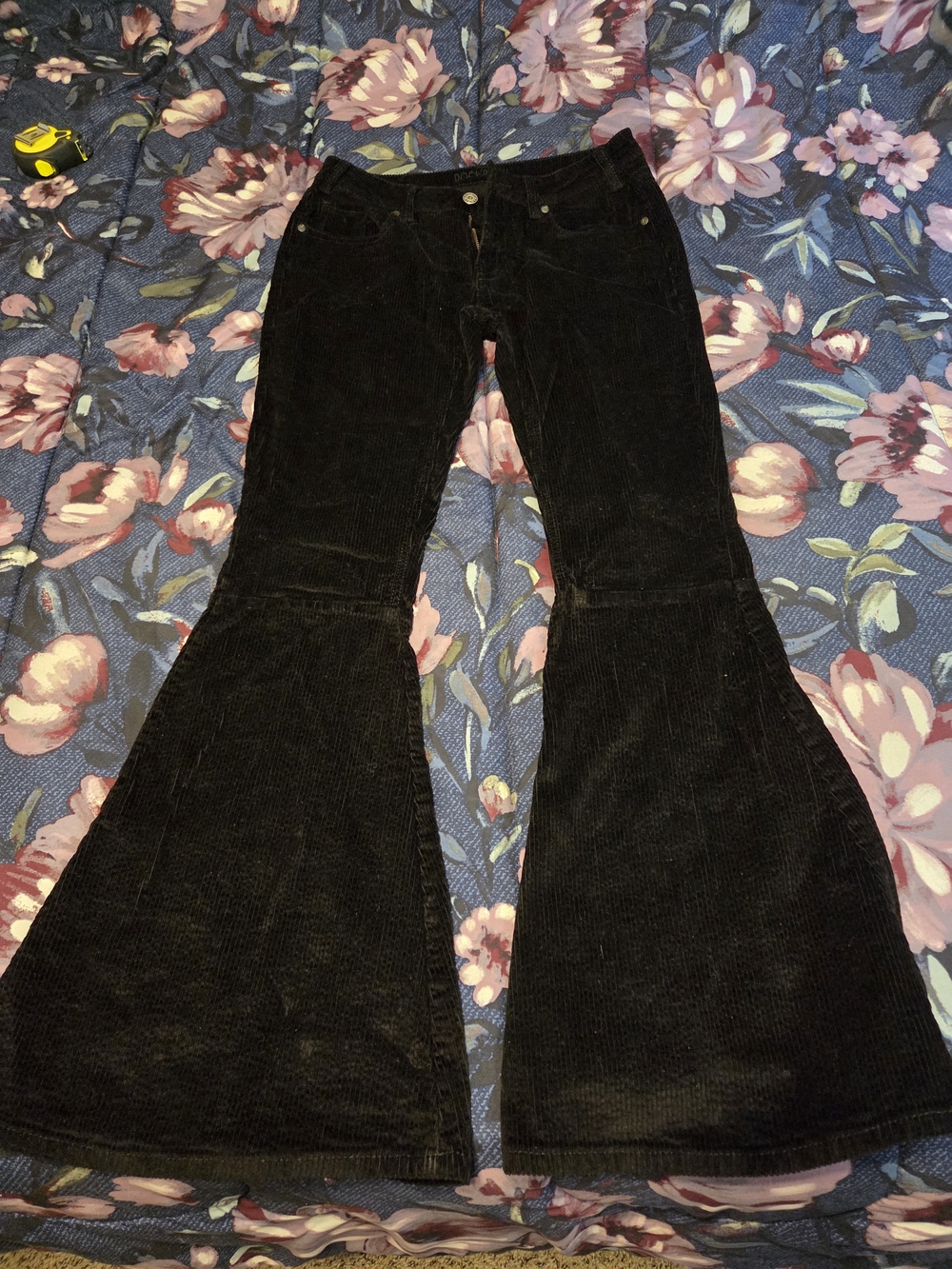 Women’s Black Corduroy Flared Pants - Sculpted Bootcut Style